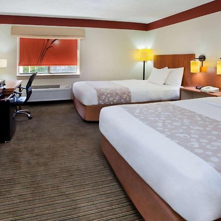 Travelodge By Wyndham Columbus State University Buitenkant foto