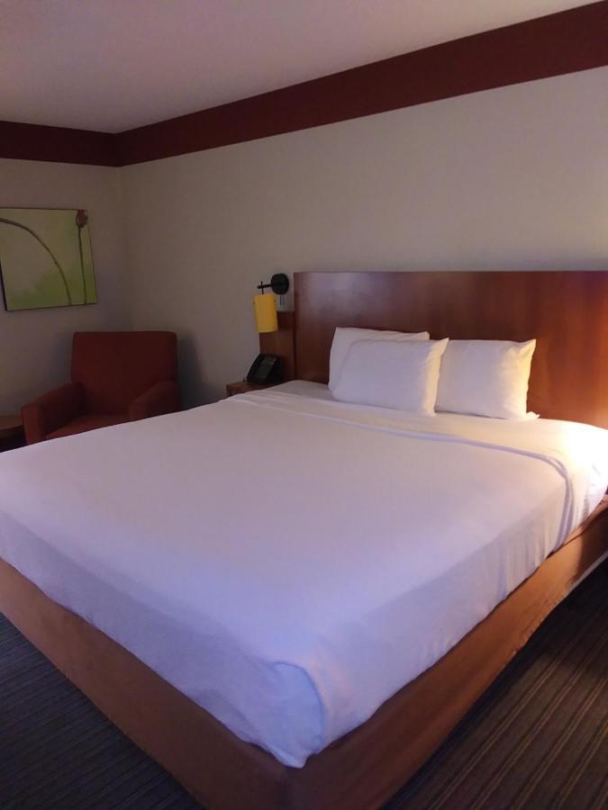 Travelodge By Wyndham Columbus State University Buitenkant foto